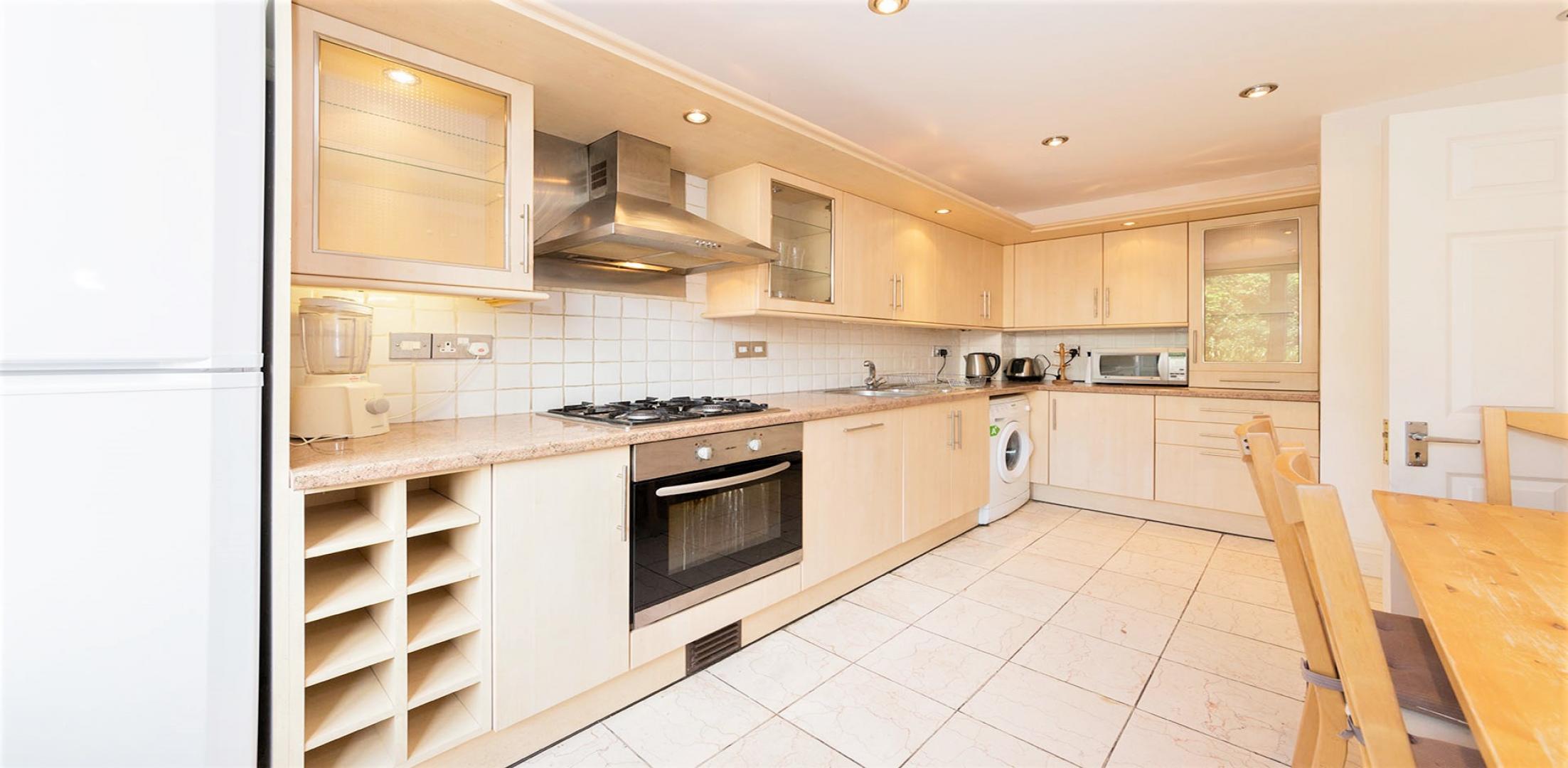 Modern House Garlinge Road, Kilburn